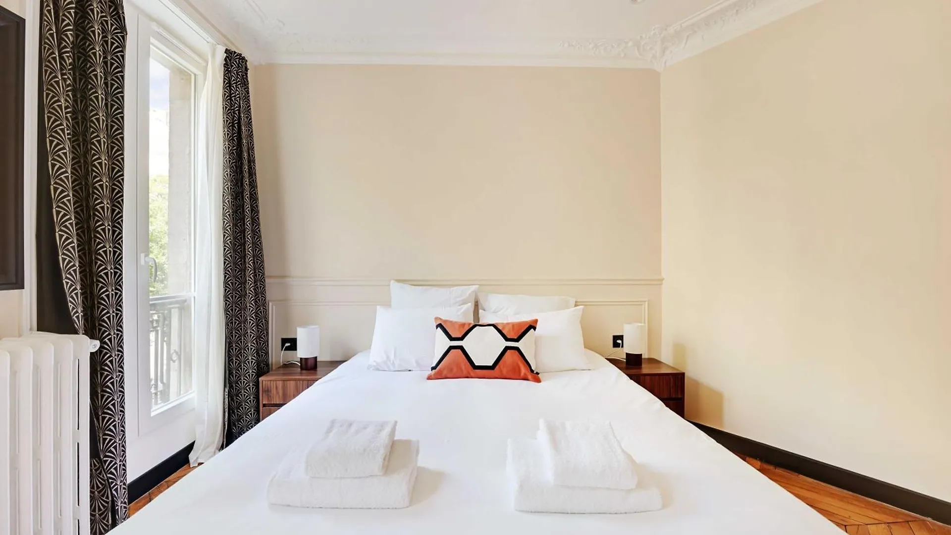 Charming Apt - 2Br-4P - Arc De Triomphe Paris France